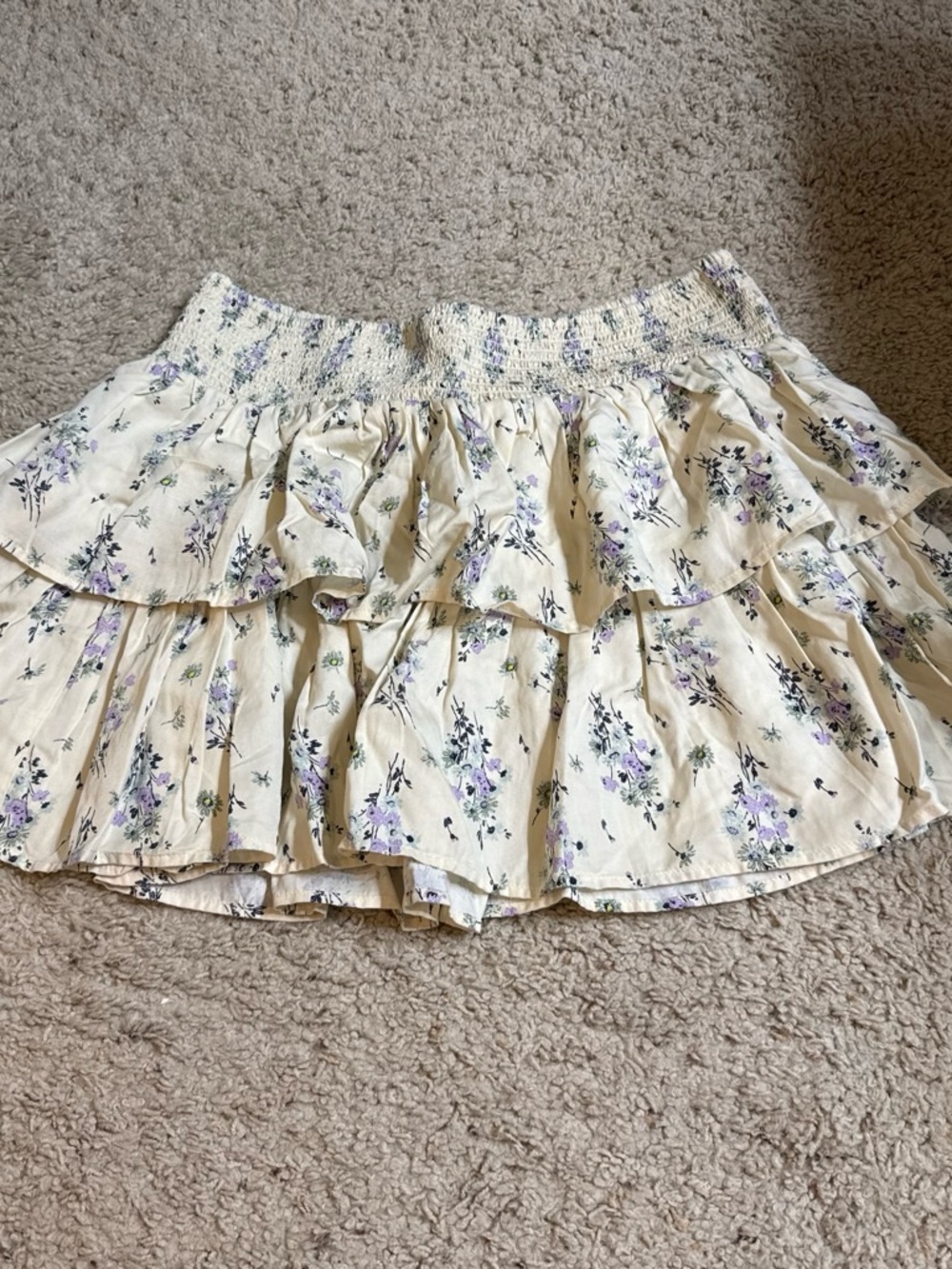 BNWT Aerie Floral Tiered Ruffle Skirt - Cream with Purple Floral